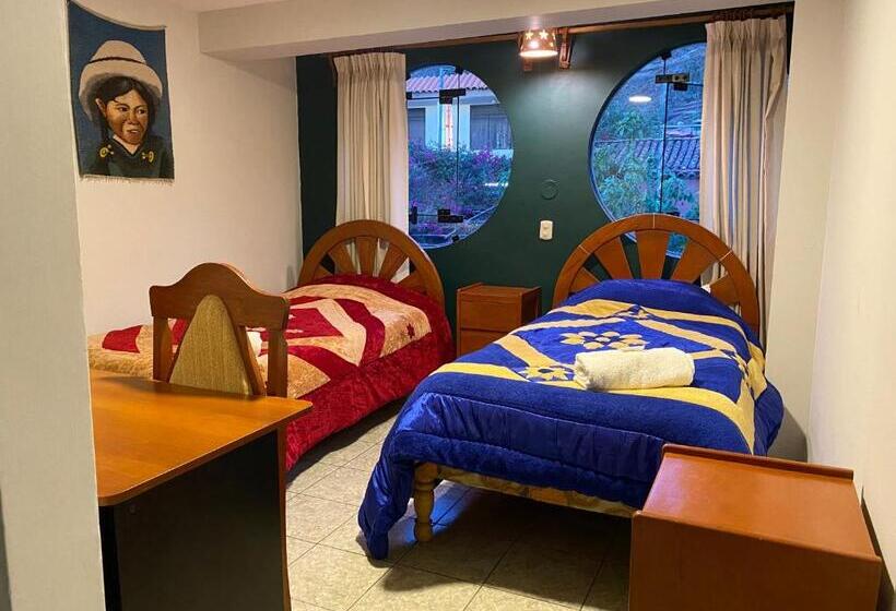 بنسيون Wallparisonqopisaccentro