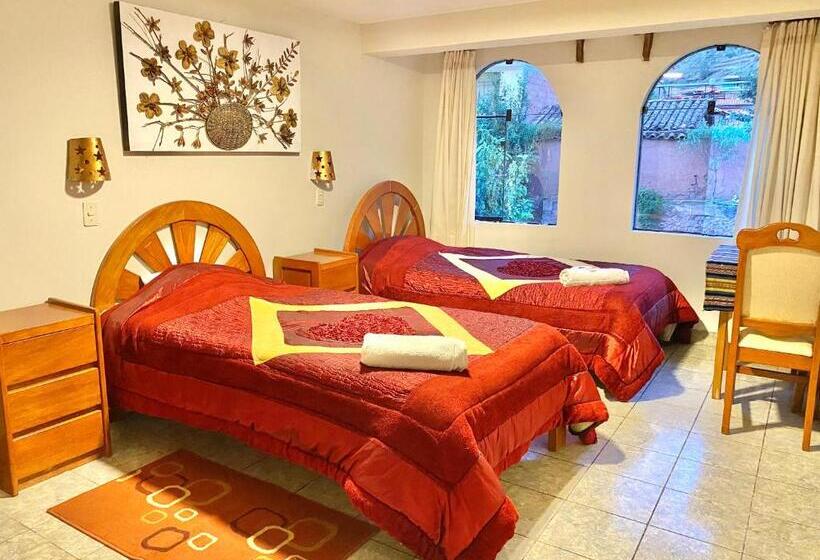 بنسيون Wallparisonqopisaccentro