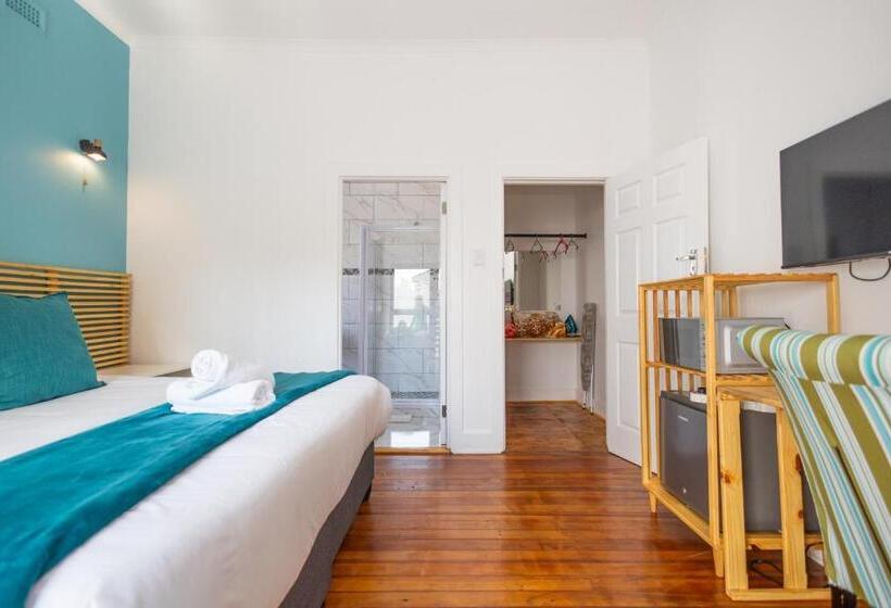 بنسيون Zuri Place