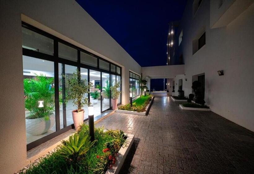 استراحتگاه Rusica Park