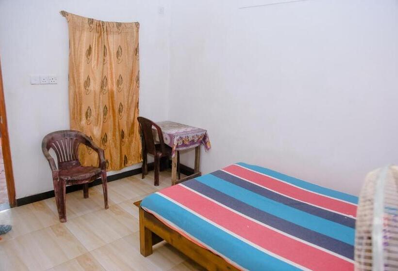 St Kilda Hotel & Restaurant