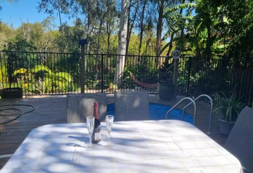 Aamiaismajoitus (B&B) Birdsong Retreat   A Bnb On Lamb Island