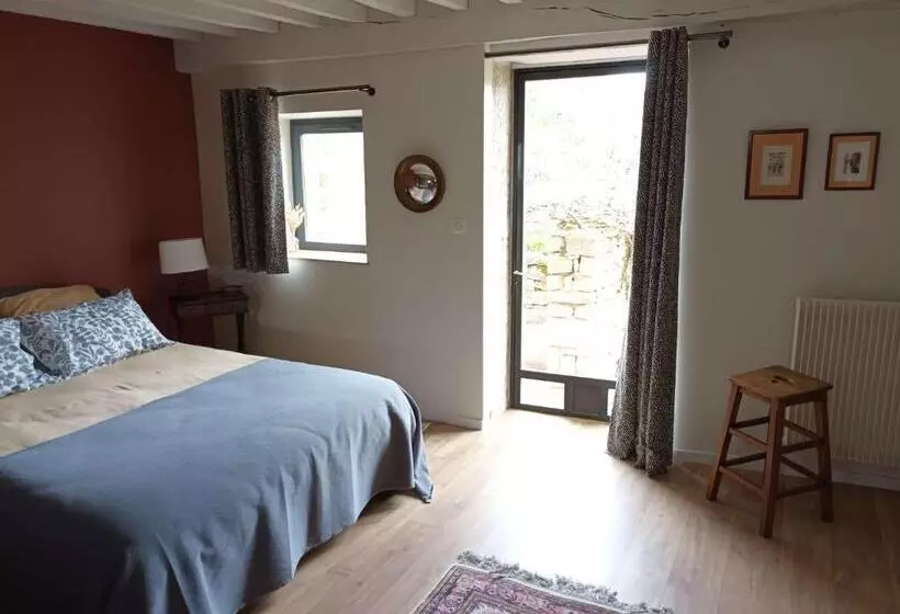 Aamiaismajoitus (B&B) Le Verger De Massilly