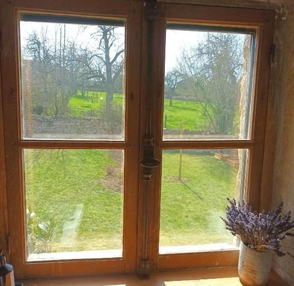 Bed and Breakfast Le Verger De Massilly