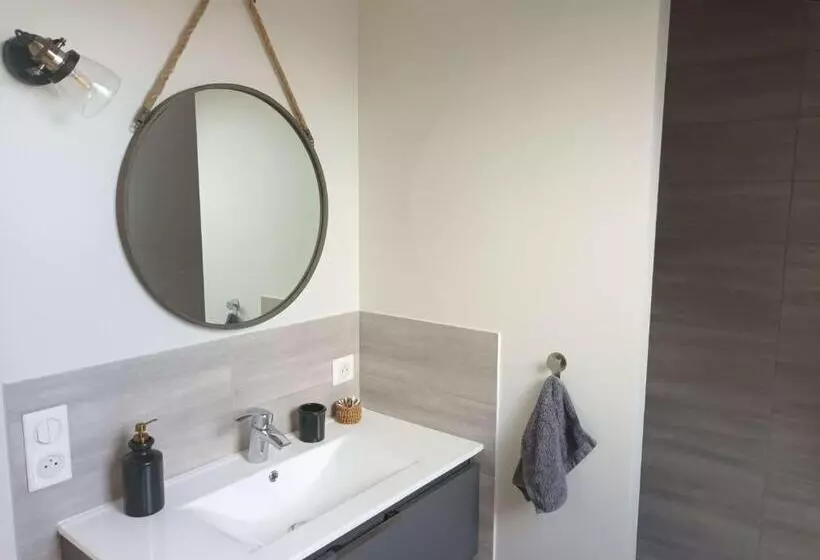 Aamiaismajoitus (B&B) Le Verger De Massilly