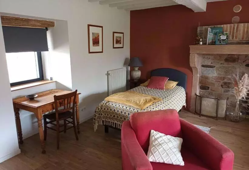 Aamiaismajoitus (B&B) Le Verger De Massilly