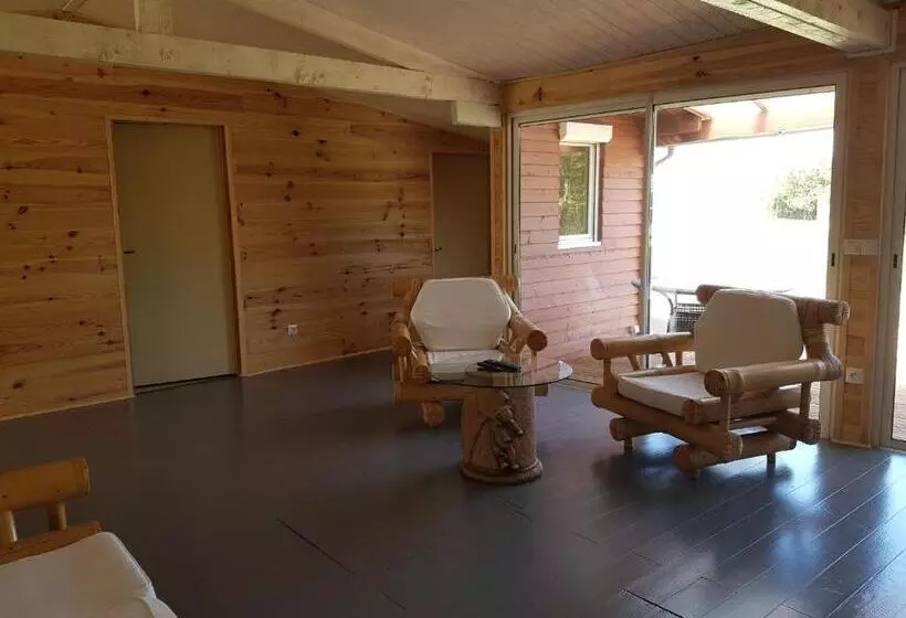 ベッドアンドブレックファースト Montagne Chambre D Hote
