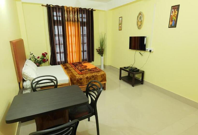 Bed and Breakfast The Transit Stay Guwati