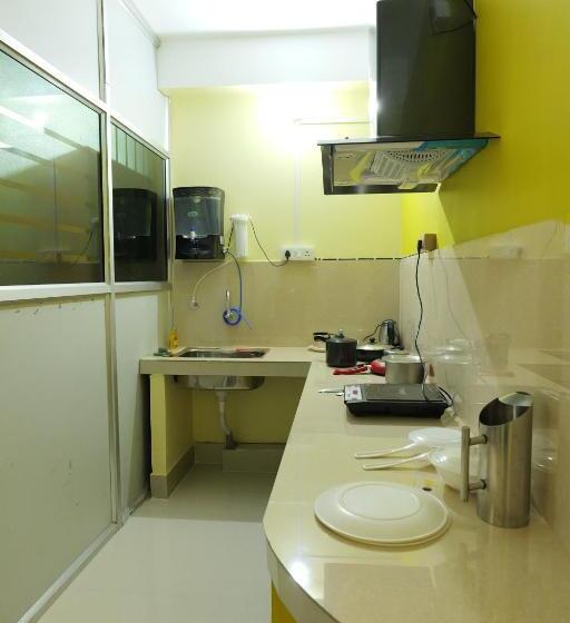 Bed and Breakfast The Transit Stay Guwati