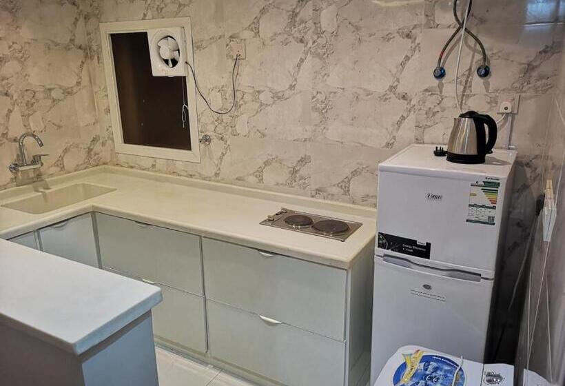 Hotel مشارف الفخامة المطار