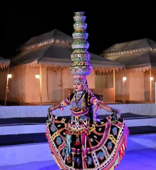 ホテル Desert Safari Mehtab