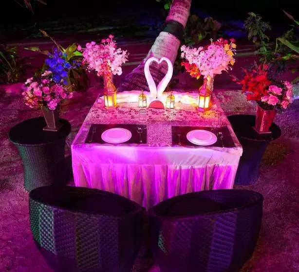 Hotelli Havelock Island Beach Resort