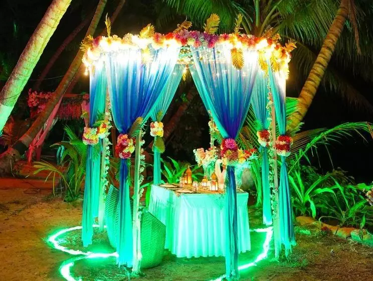 Hotelli Havelock Island Beach Resort