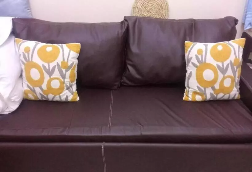 هتل Jkia Sgr Transit Pod