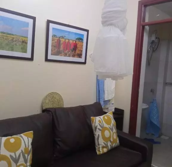 هتل Jkia Sgr Transit Pod