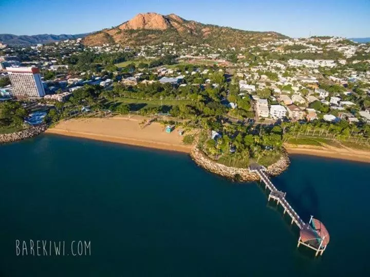 هتل Studio Apartments The Strand And South Townsville