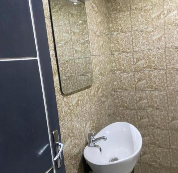 هتل Sunrise Center Bonapriso 107