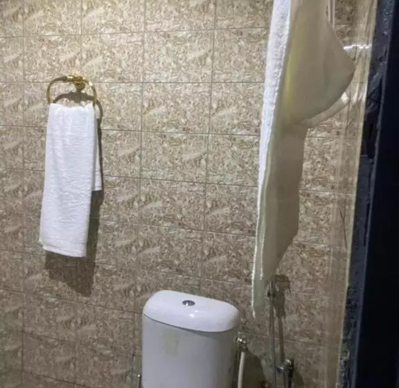 هتل Sunrise Center Bonapriso   107