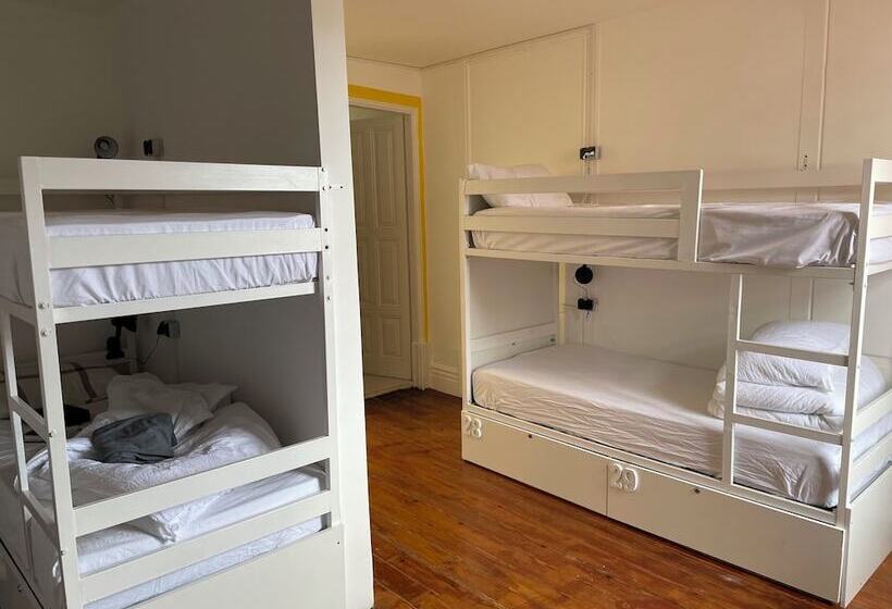 Owls Hostel Ildefonso