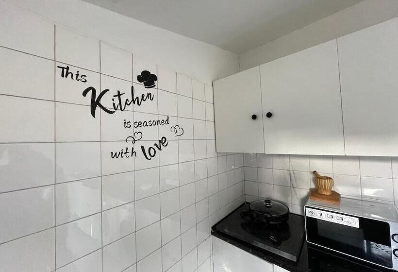 Owls Hostel Ildefonso