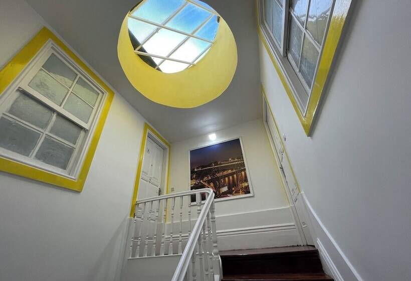 Owls Hostel Ildefonso