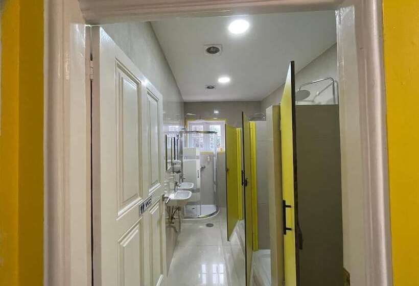 Owls Hostel Ildefonso