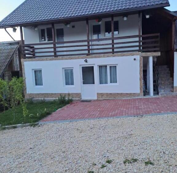 펜션 Casa Alexandra Junior