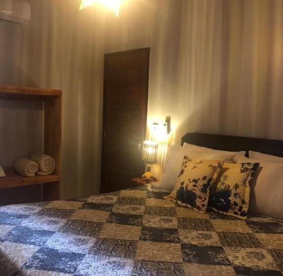 بنسيون Casa Milagres Do Porto   Suítes