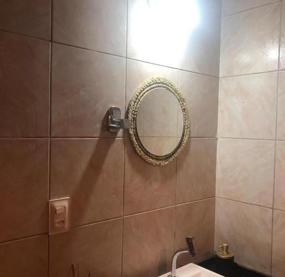 بنسيون Casa Milagres Do Porto   Suítes