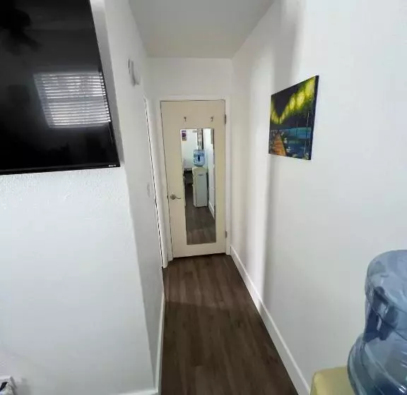 Majatalo Cozy Private Studio W/own Yard   3mi From Beach