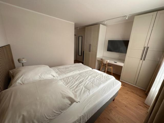 پانسیون Elbi Apartment