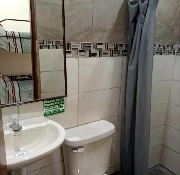 پانسیون Hostal Atlantis