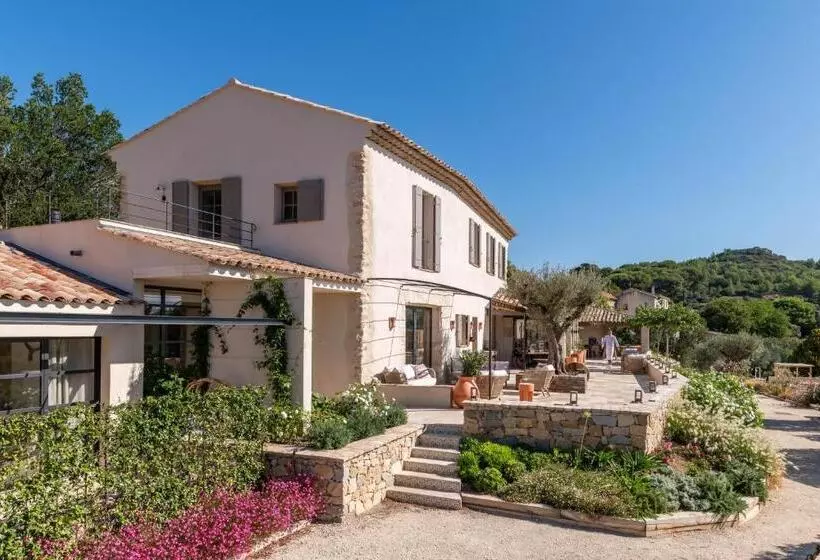 پانسیون La Bastide Des Culs Rousset