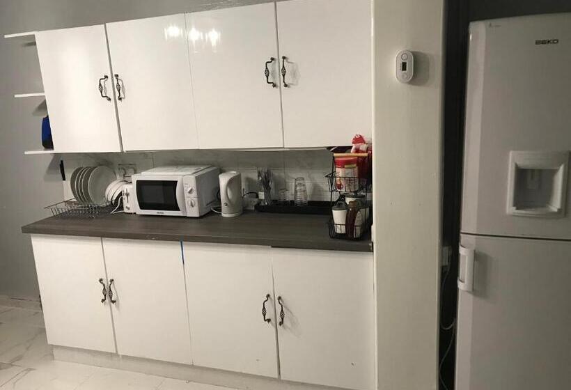 ペンション Rose Cottage