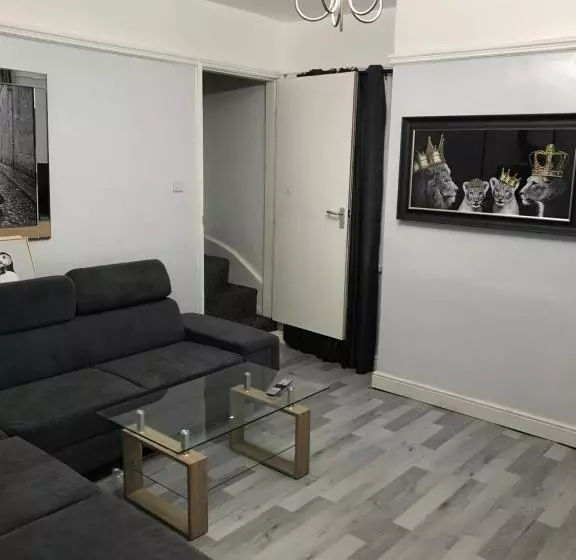 پانسیون Rose Cottage