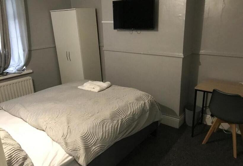 ペンション Rose Cottage