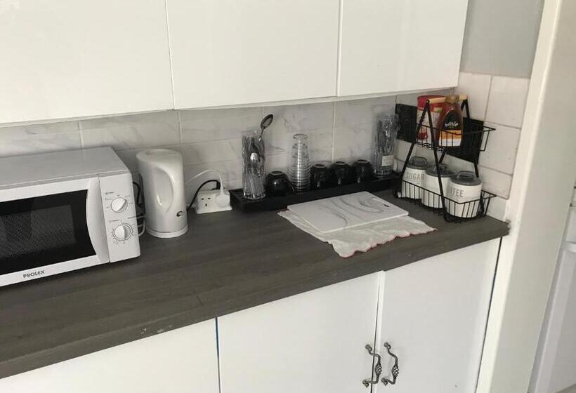 ペンション Rose Cottage