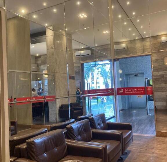 S4 Hotel Aguas Claras Torresreis