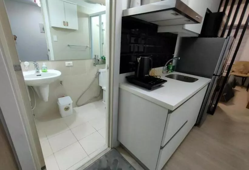 The Aces Crib, Simplicity And Elegance