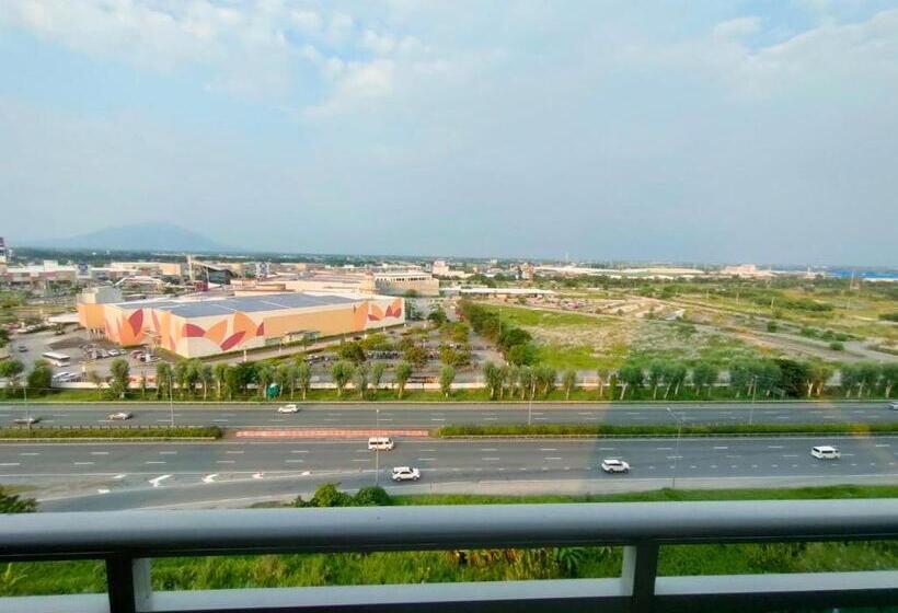 The Aces Crib, Simplicity And Elegance