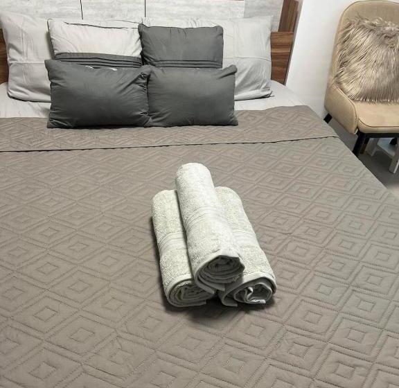 The Aces Crib, Simplicity And Elegance