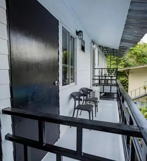 The Bright House, Koh Phi Phi