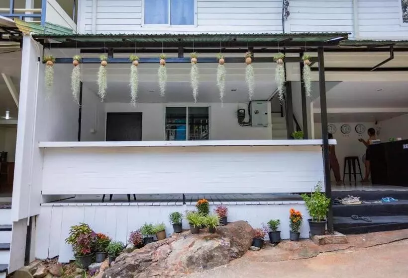 The Bright House, Koh Phi Phi