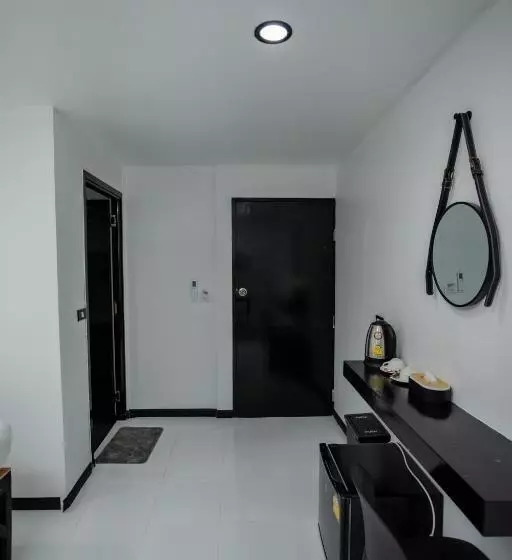 The Bright House, Koh Phi Phi