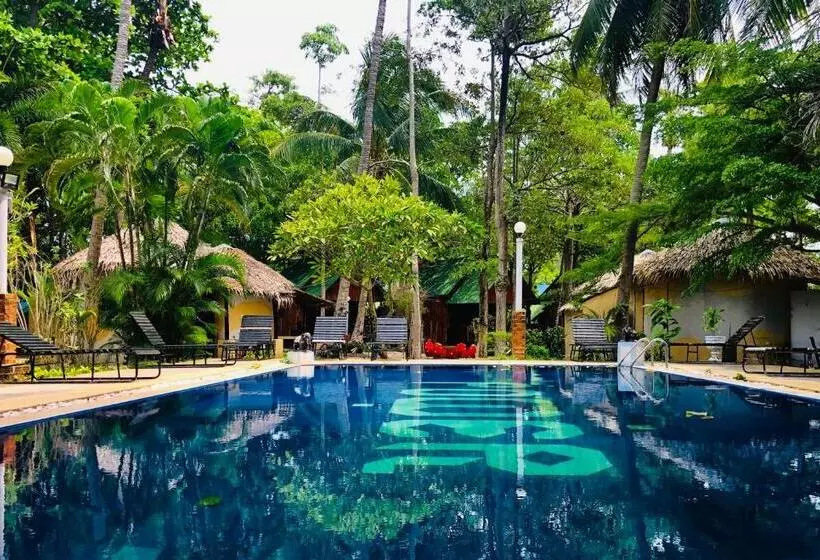 The Relax Resort