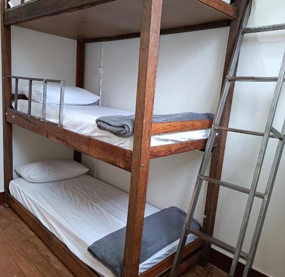 é Hostel