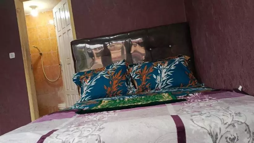 Retkeilymaja Bukittinggi Penginapan Terdekat