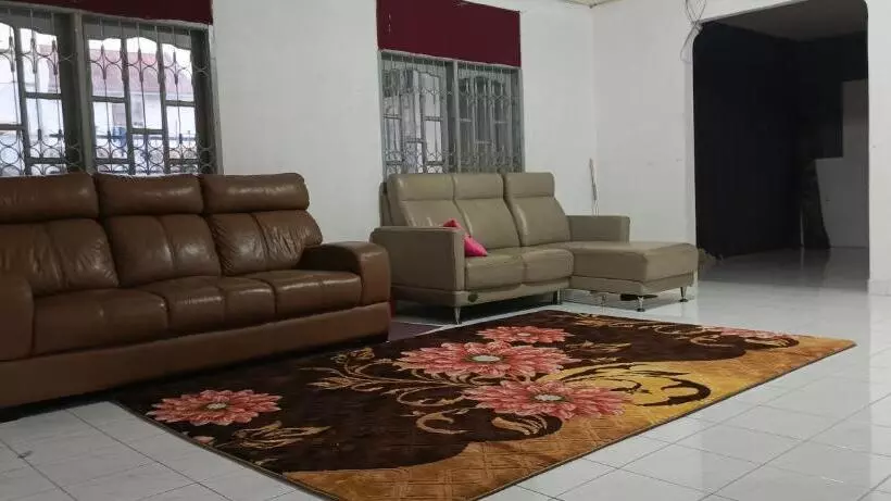 Retkeilymaja Bukittinggi Penginapan Terdekat