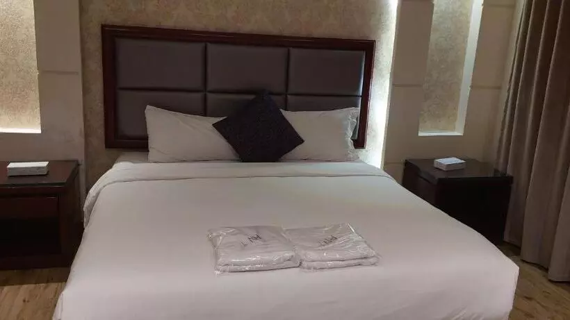 Antola Resort Al Rimal