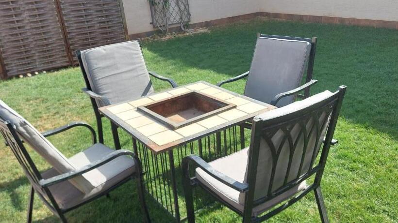 Antola Resort Al Rimal